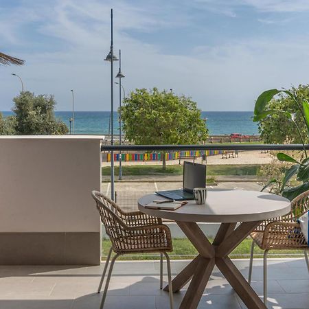 Heima In Front Of The Sea Apartment Malaga Bagian luar foto