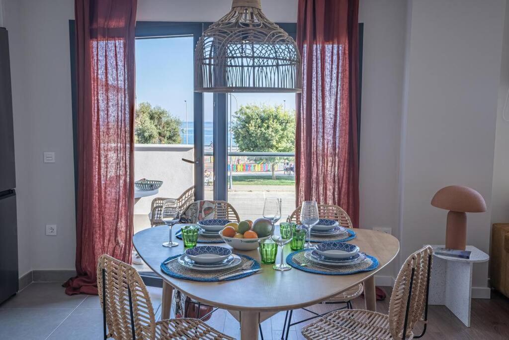 Heima In Front Of The Sea Apartment Malaga Bagian luar foto