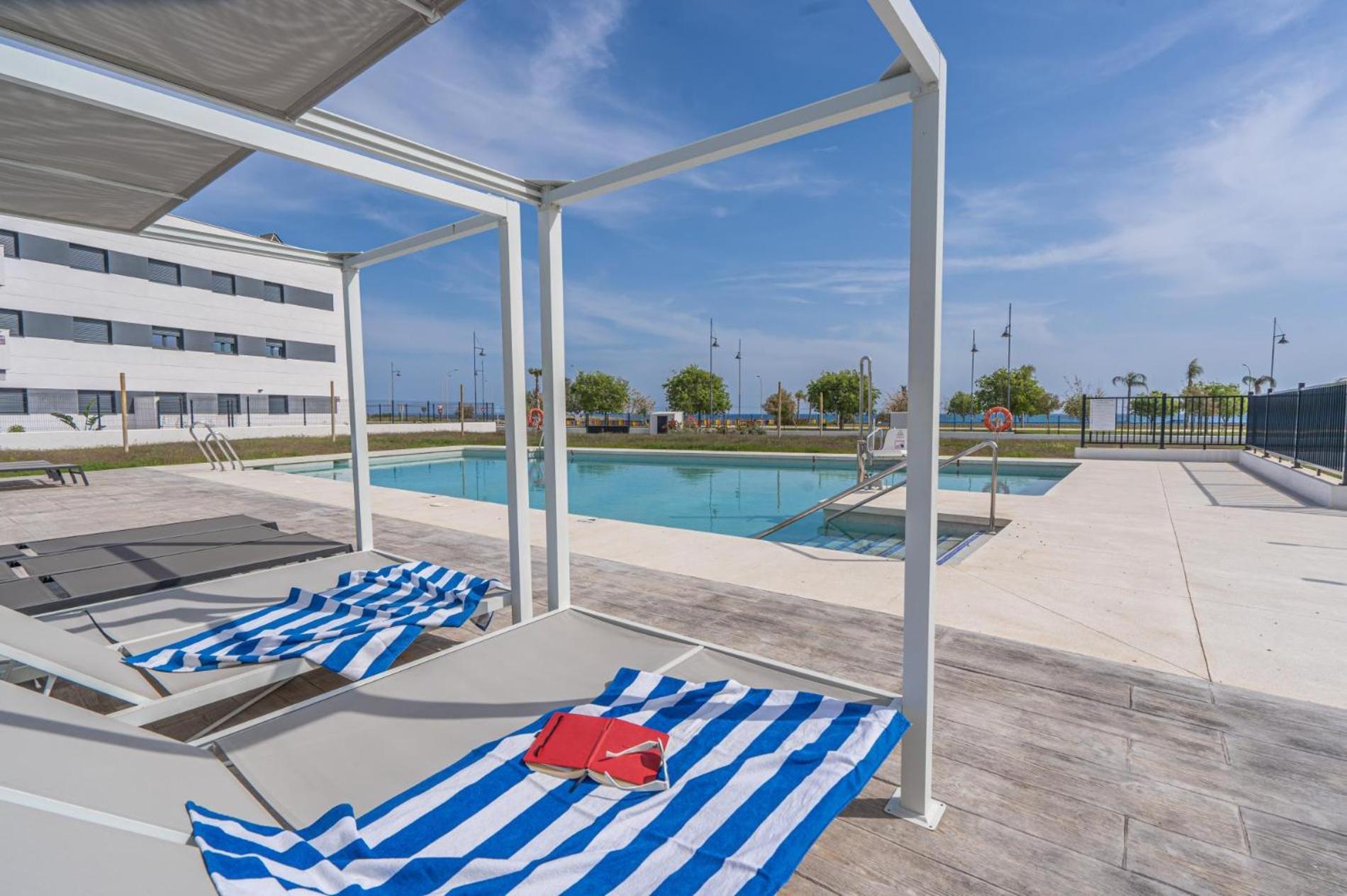 Heima In Front Of The Sea Apartment Malaga Bagian luar foto